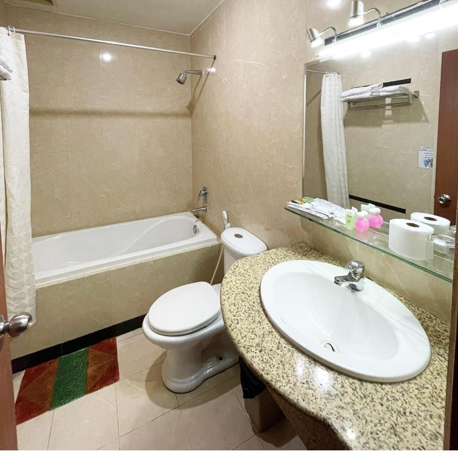 Ocean Bay Hotel Nha Trang Exterior photo